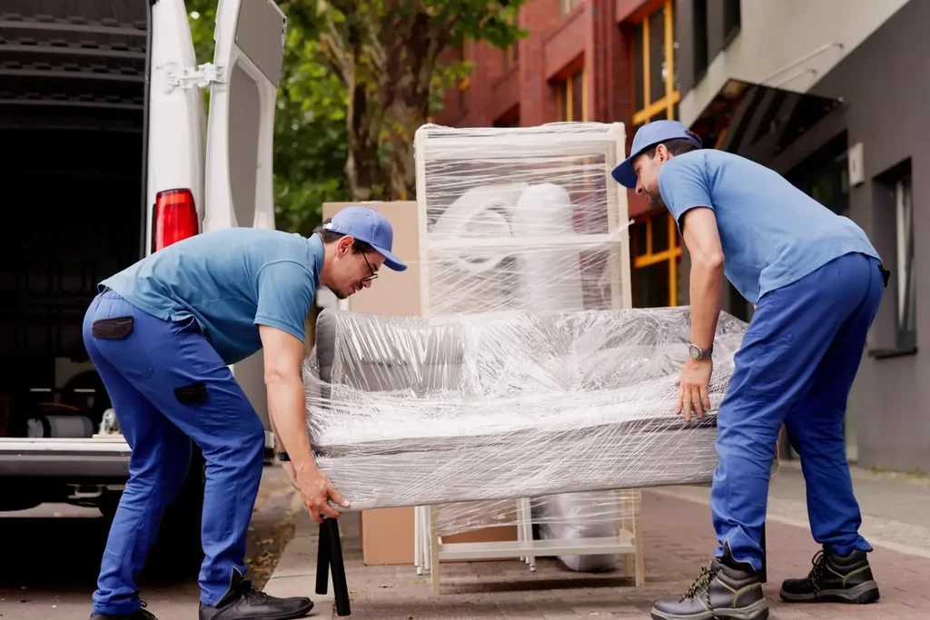 Featured image for Why Bluebird's Free Pickup Service Makes Moving Day Easier